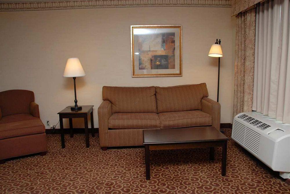 Hampton Inn&suites Staten Island