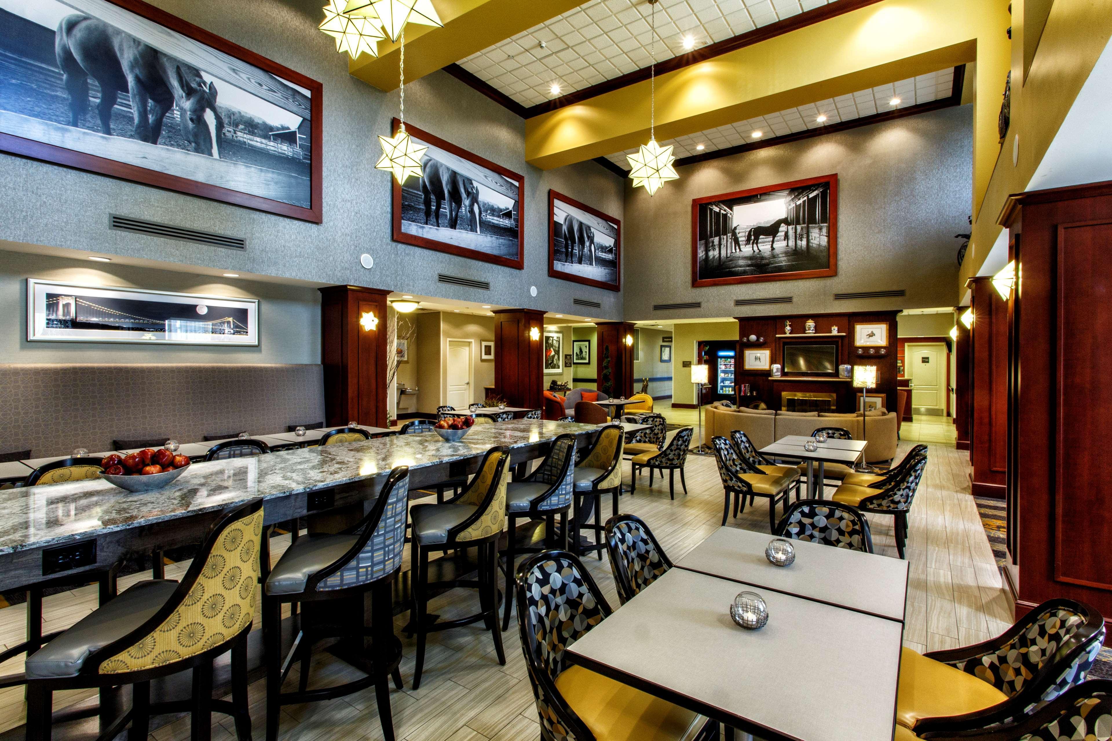Hampton Inn&suites Staten Island Hotel 3*